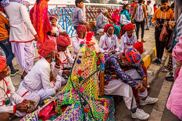 images/jaipuri poshak.jpg